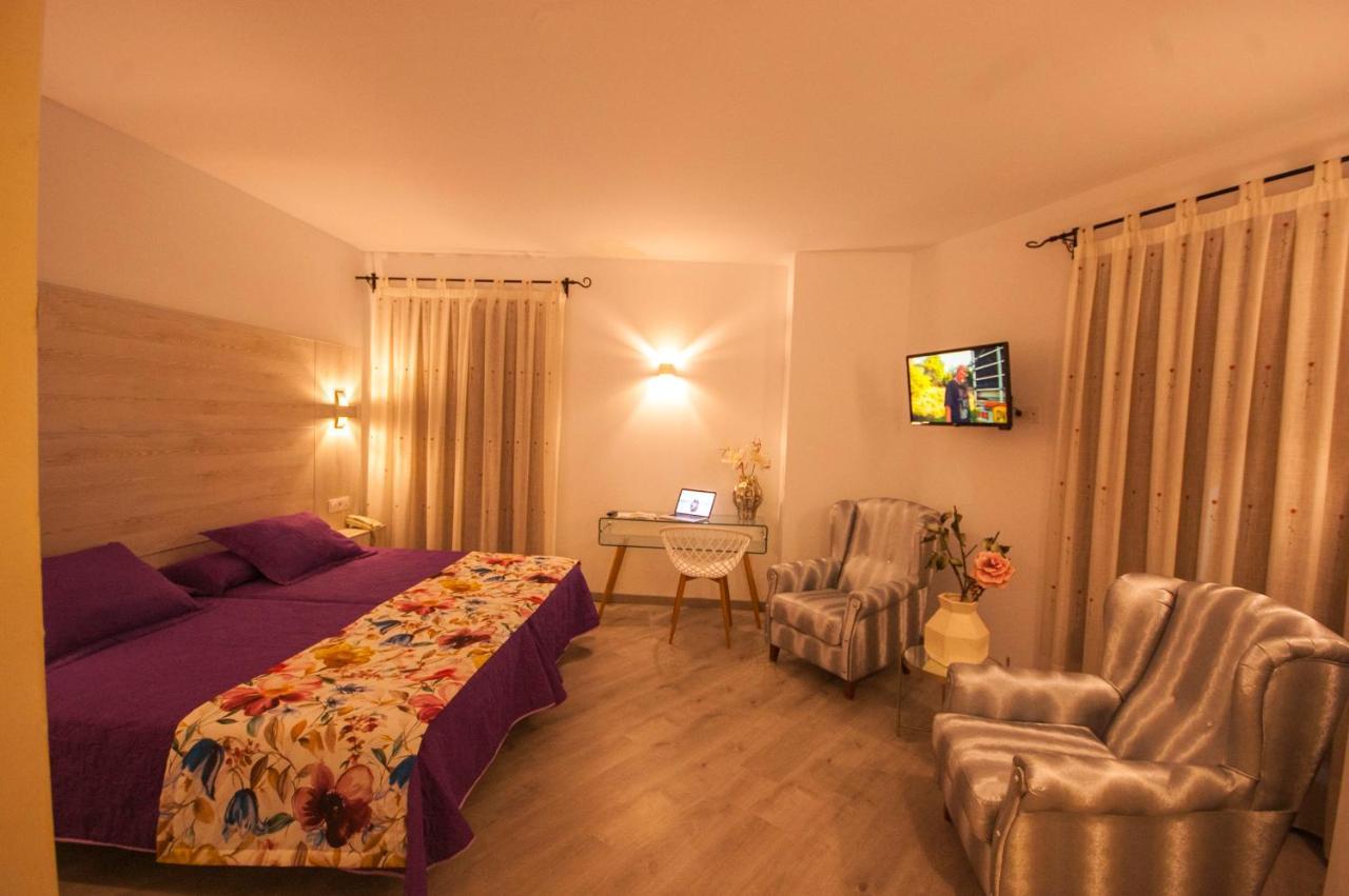 Hotel Hc Zoom โปโซบลังโก ภายนอก รูปภาพ