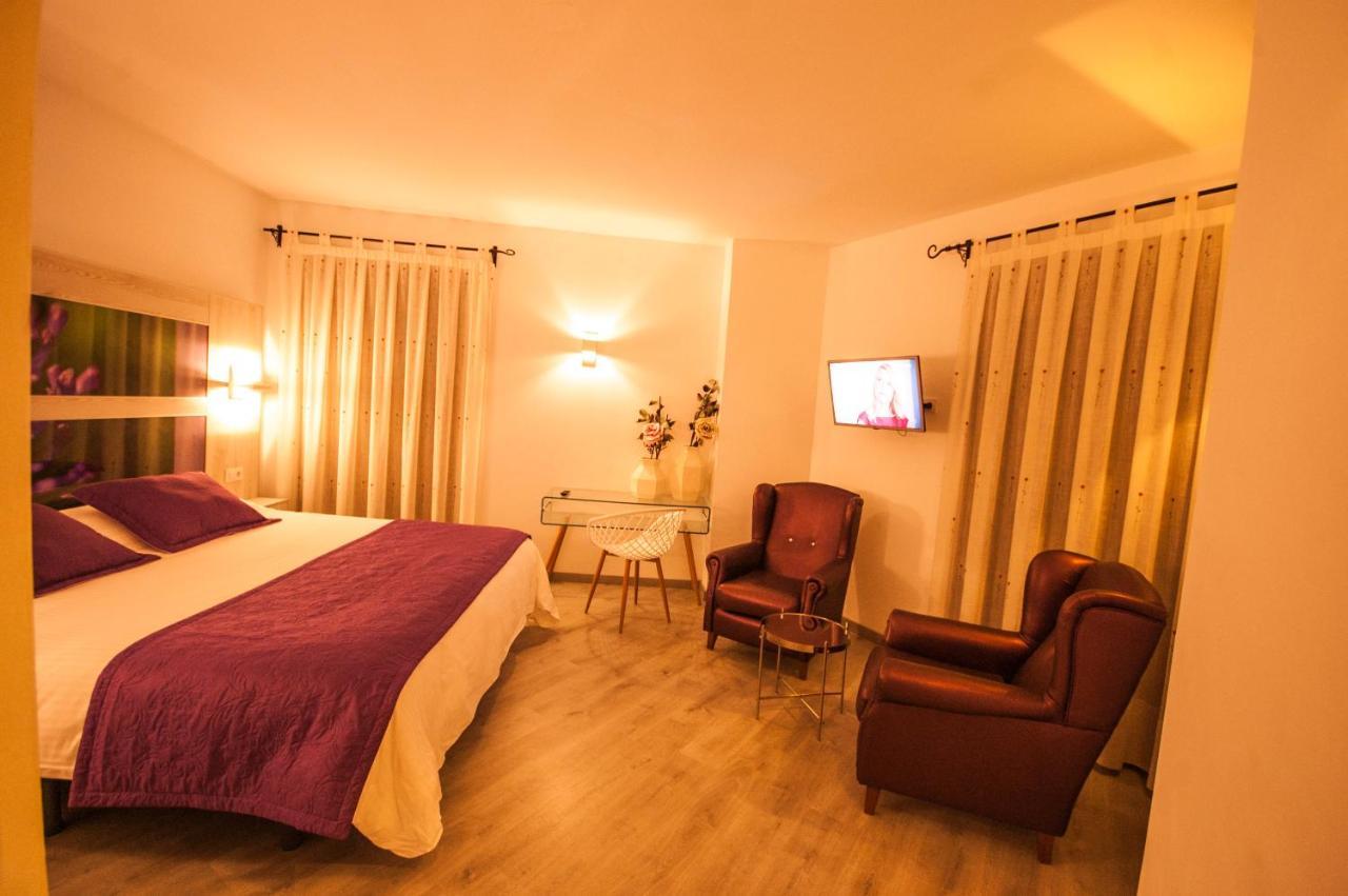 Hotel Hc Zoom โปโซบลังโก ภายนอก รูปภาพ